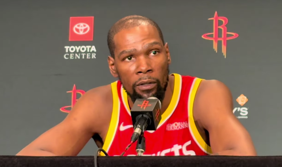 NBA下注火箭媒体日：杜兰特不认同乌度卡削减自己时间 自信他在场球队才最强