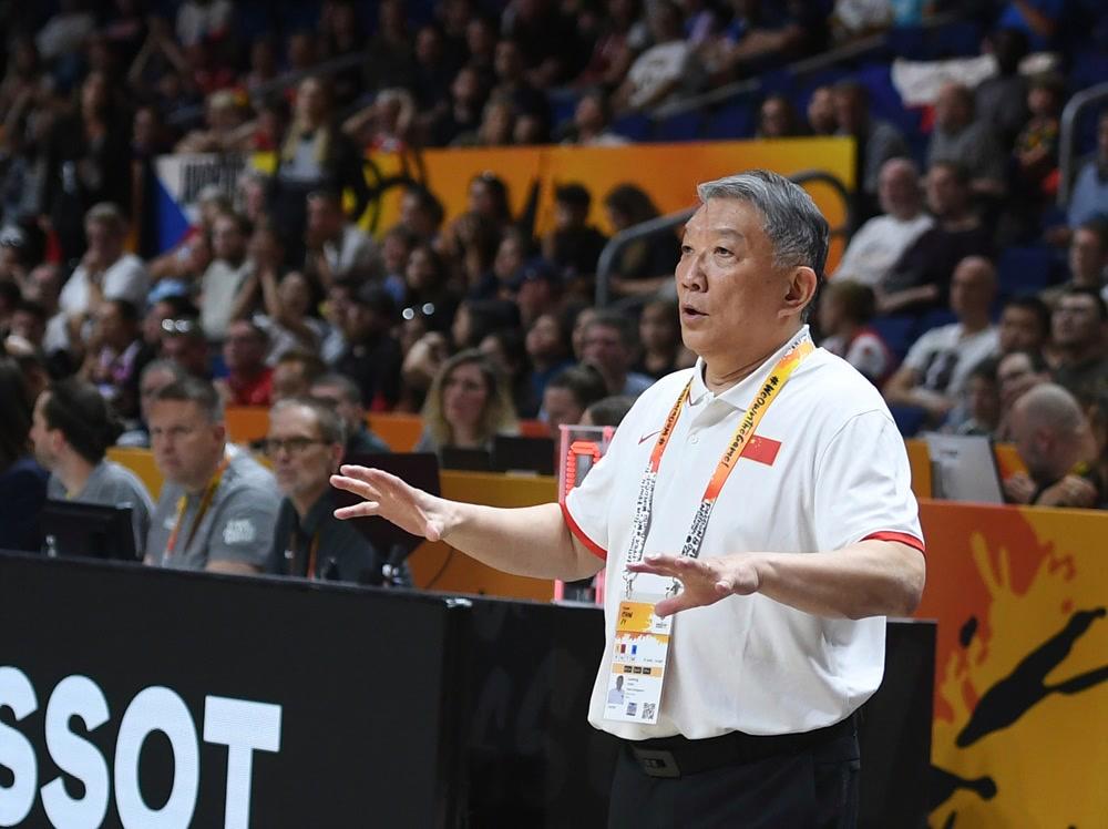 NBA下注正式下课？宫鲁鸣卸任？女篮新帅3选1，男篮名宿成热门